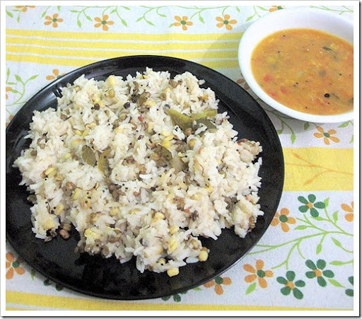 Green Gram Rice Upma – Paasi Payaru Recipe