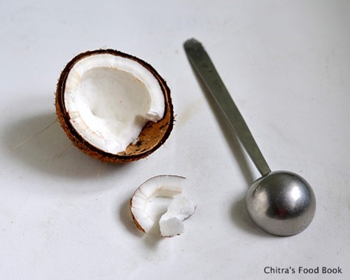how to slice coconut - Tips for coconut chutney