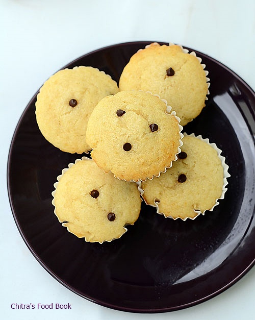 Eggless vanilla cupcake Eggless vanilla cupcake