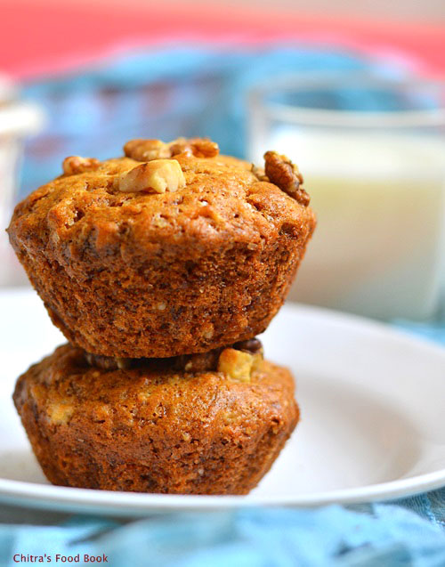 Eggless walnut banana muffin