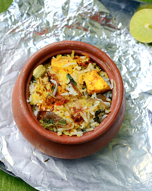 Pot biryani with paneer