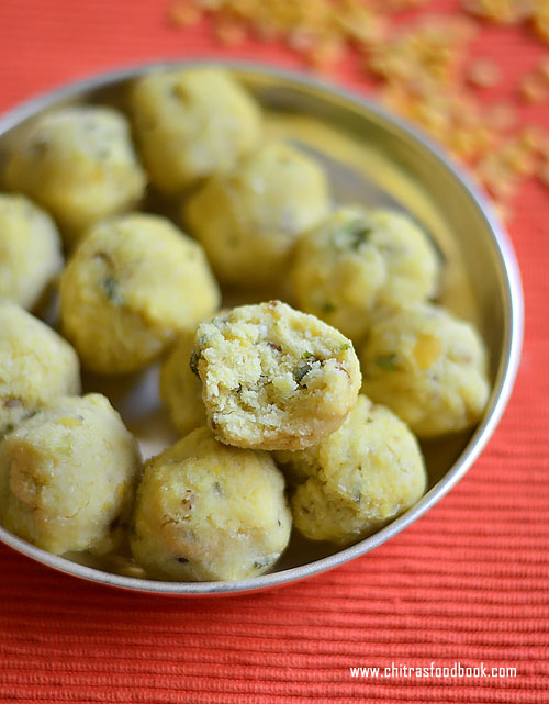 How to make paruppu urundai