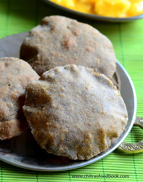 Kuttu ki puri recipe