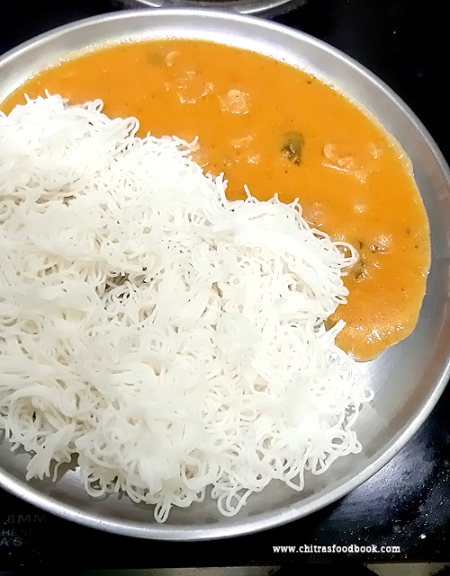 Salem tomato kurma Salem tomato kurma for idiyappam, idli, dosa